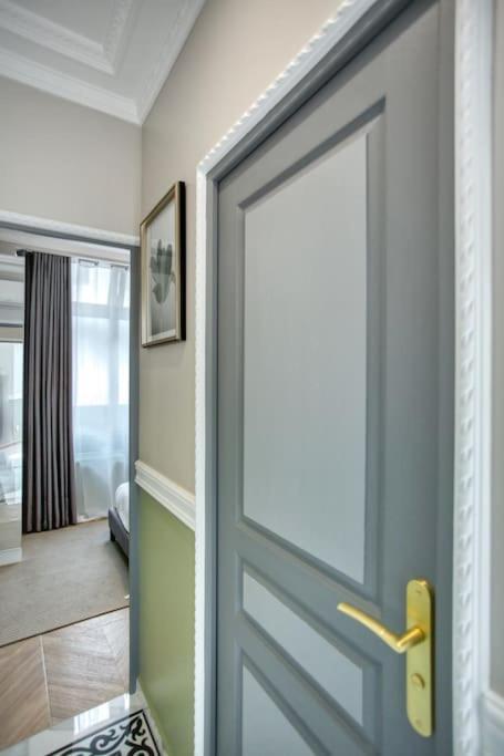 פריז Charming Apart New 2 Bedrooms With Aircon מראה חיצוני תמונה
